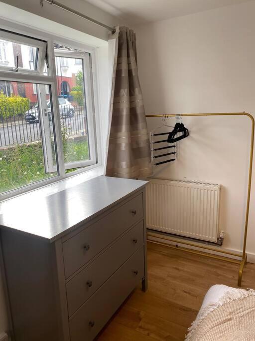 Luxury 2 Bedroom Apartment, Parking, Few Minutes Walk From Wembley Stadium Лондон