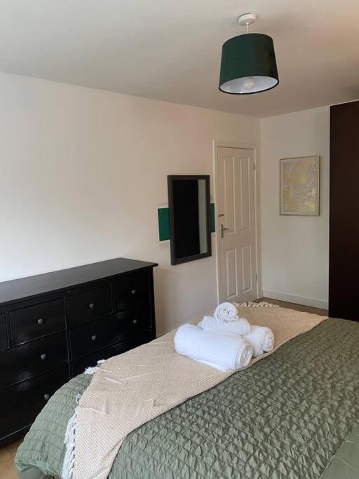 Luxury 2 Bedroom Apartment, Parking, Few Minutes Walk From Wembley Stadium Апартаменты Лондон