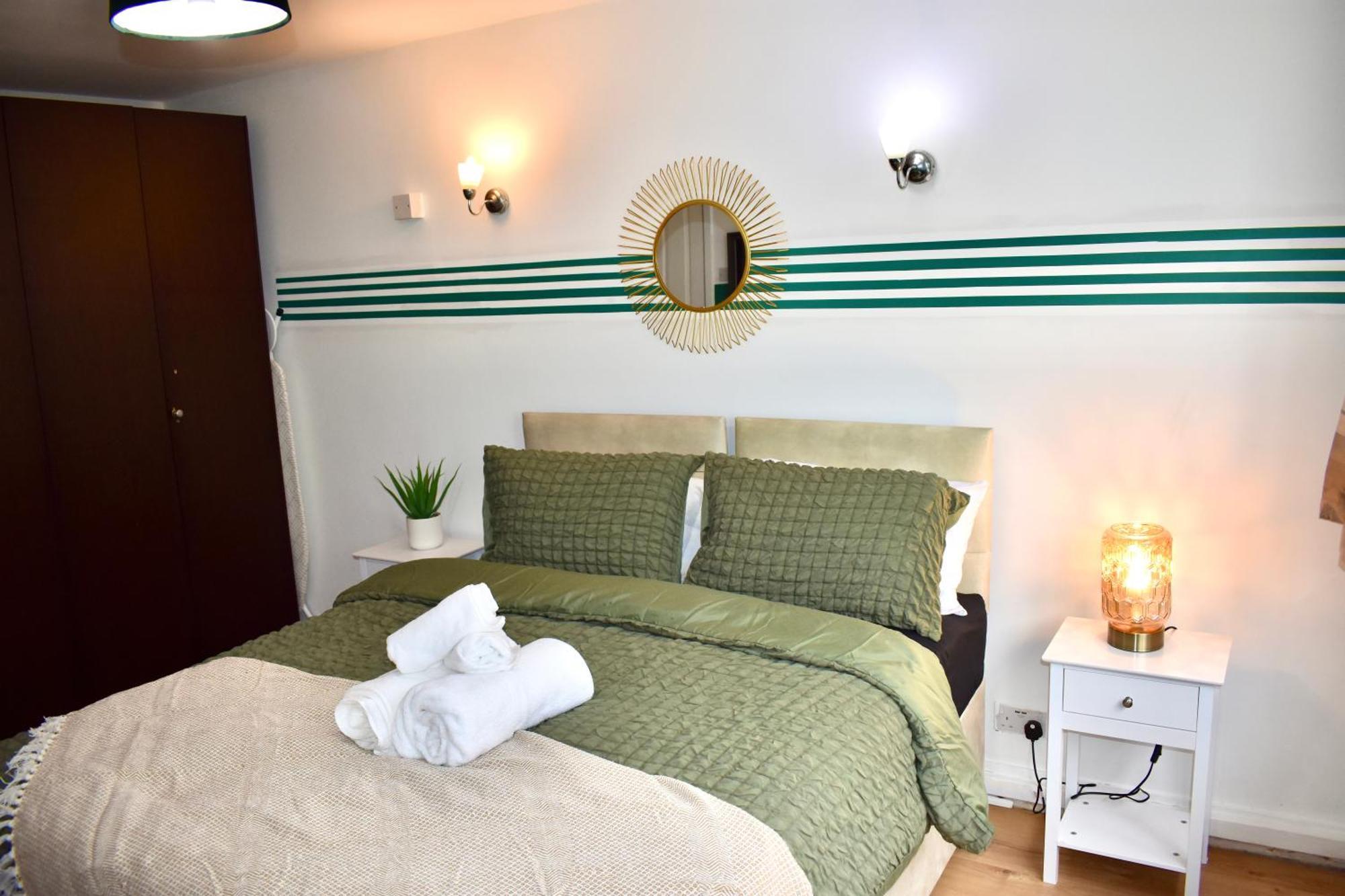 Luxury 2 Bedroom Apartment, Parking, Few Minutes Walk From Wembley Stadium Апартаменты Лондон